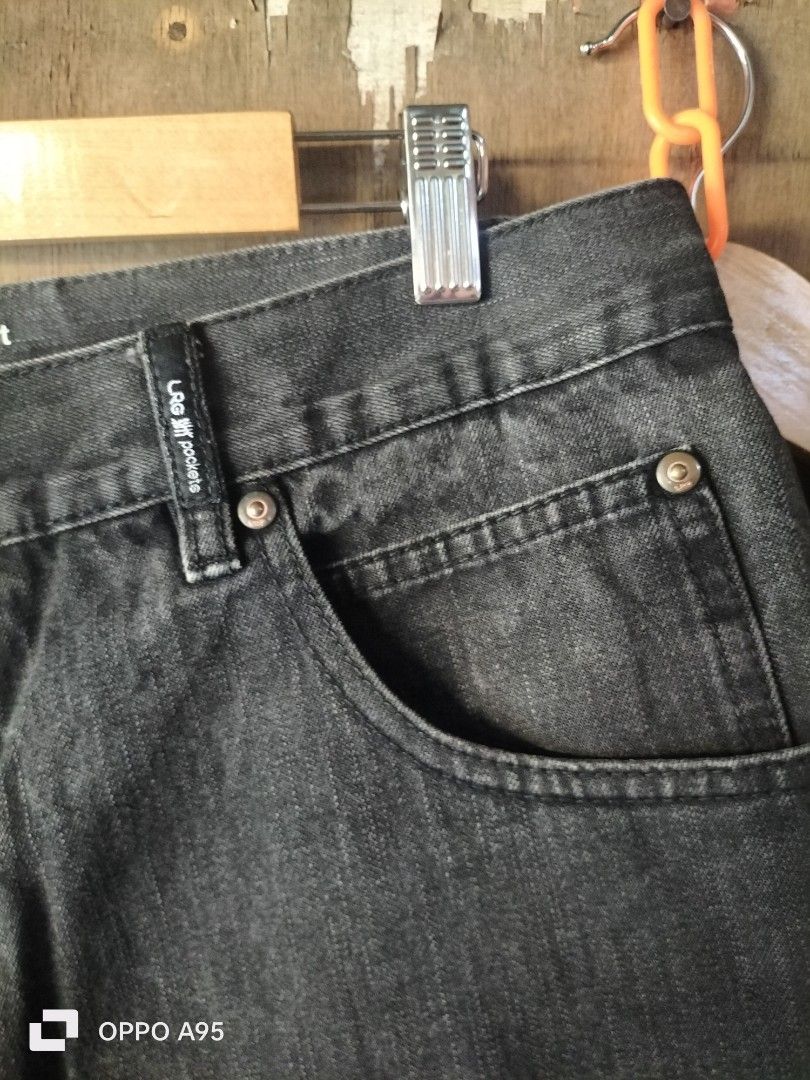 LRG (Category: Shorts) located in Baler. Submitted by jaydeebaltazar (Listing ID 1465853665, Image 3). Description: pogi nito.