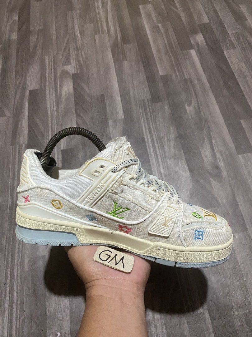 LV Trainer Sneaker (Category: Sneakers) located in Cebu City. Submitted by freemoon.b85e0c (Listing ID 1465920418, Image 1). Description: LV Trainer Sneaker Womens Thrifted/2nd hand Size 7 us/5 uk/39 euro/24 cm Price 880 plus sf Good condition.