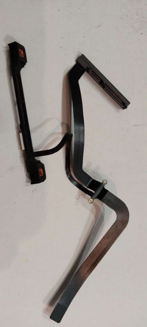 Mac Book Pro Flex HDD (Category: Computer Parts) located in Pasig City. Submitted by velascosun76701 (Listing ID 1465931450, Image 1). Description: Mac Book Pro Flex Hdd.