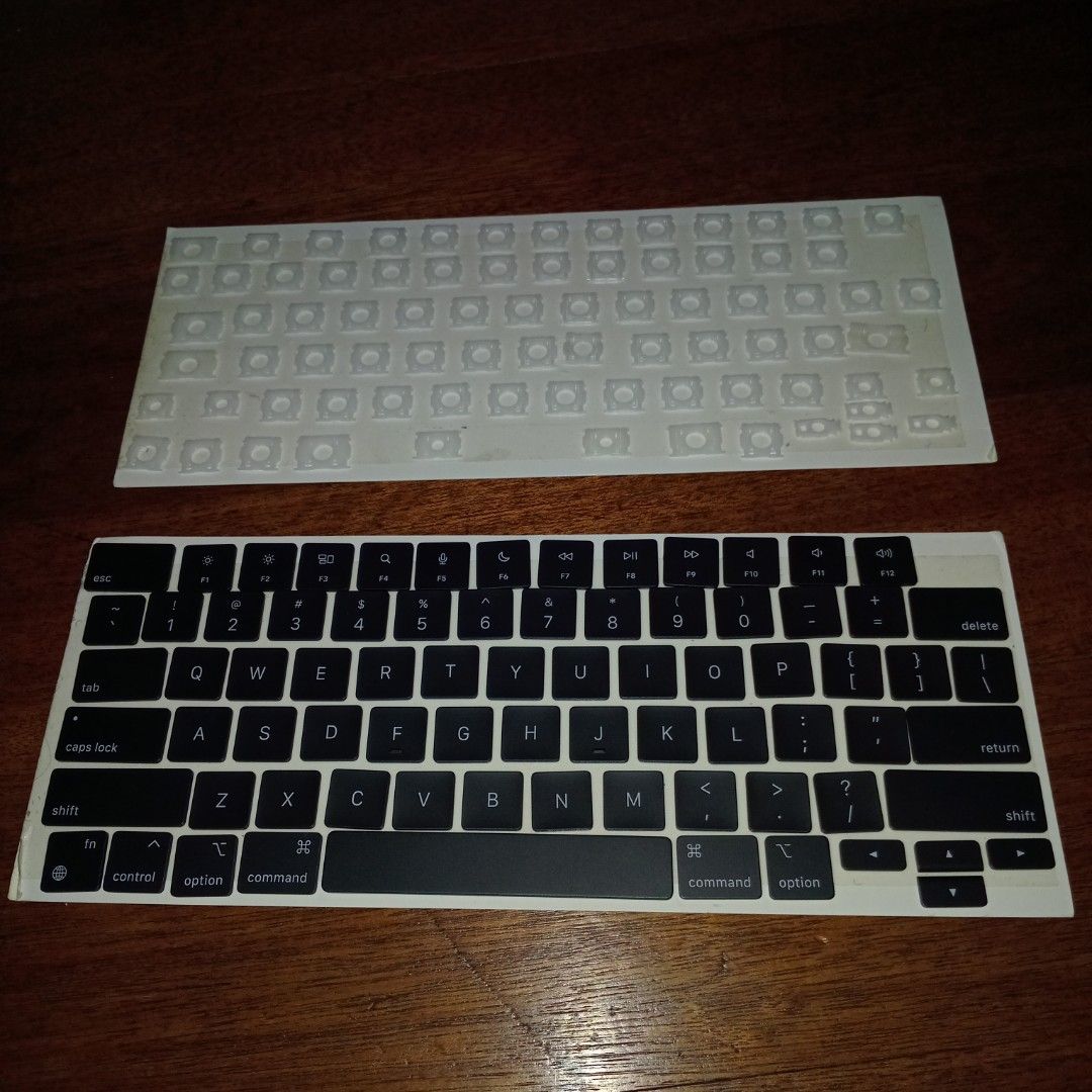 Macbook key cap and hinge for keyboard (Category: Craft Supplies & Tools) located in Pasig City. Submitted by thethinkers (Listing ID 1465760253, Image 2). Description: .