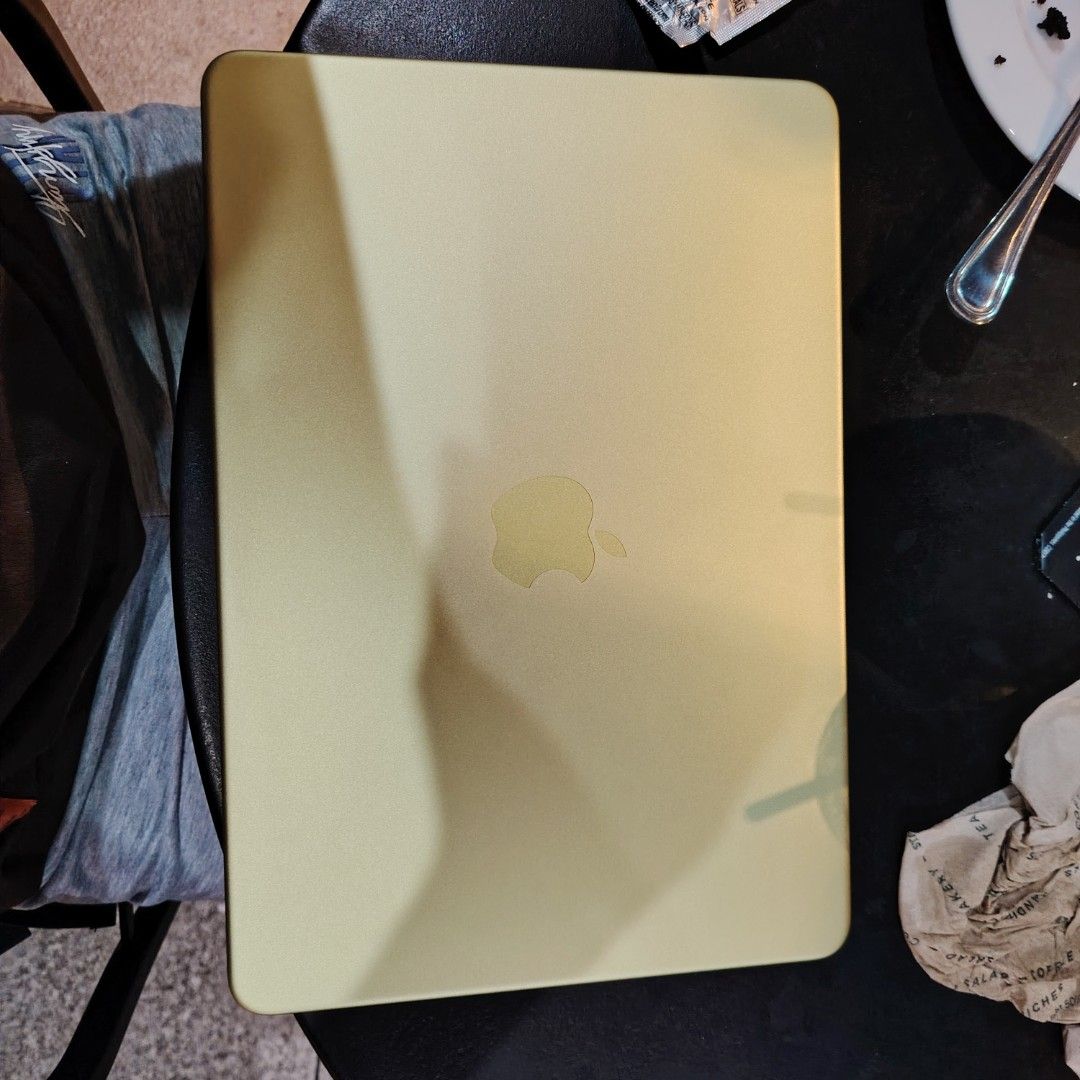 Macbook Neo (Category: Other Gadgets) located in Manila. Submitted by bravedolphin.bda316 (Listing ID 1465922947, Image 1). Description: Seling my Macbook Neo (Touch ID -Citrus) Apple A18 Pro Chip 8GB unified memory 512 SSD storage In the box Macbook Neo 20w USB-C Powrr Adapter USB- Charger Cable (1.5 m) PM me for more details 😊 August 2026 ko lang nabili.