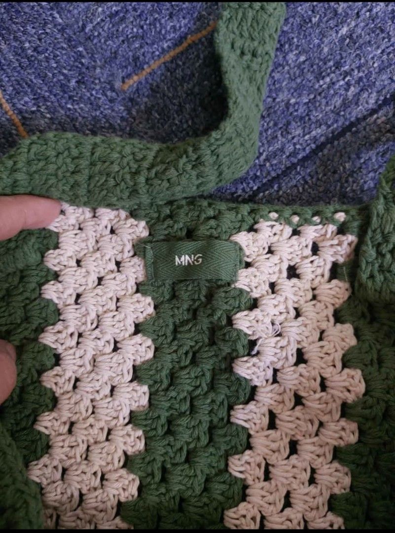 MANGO CROCHET TOTE BAG (Category: Tote Bags) located in Manila. Submitted by fiercebird_38dcf5 (Listing ID 1465881215, Image 1). Description: !! FREE SHIPPING !! !! FREE SHIPPING !! !! FREE SHIPPING !!.