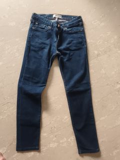 (Category: ) located in . Submitted by stylemum (Listing ID 1465864501, Image 1). Description: .