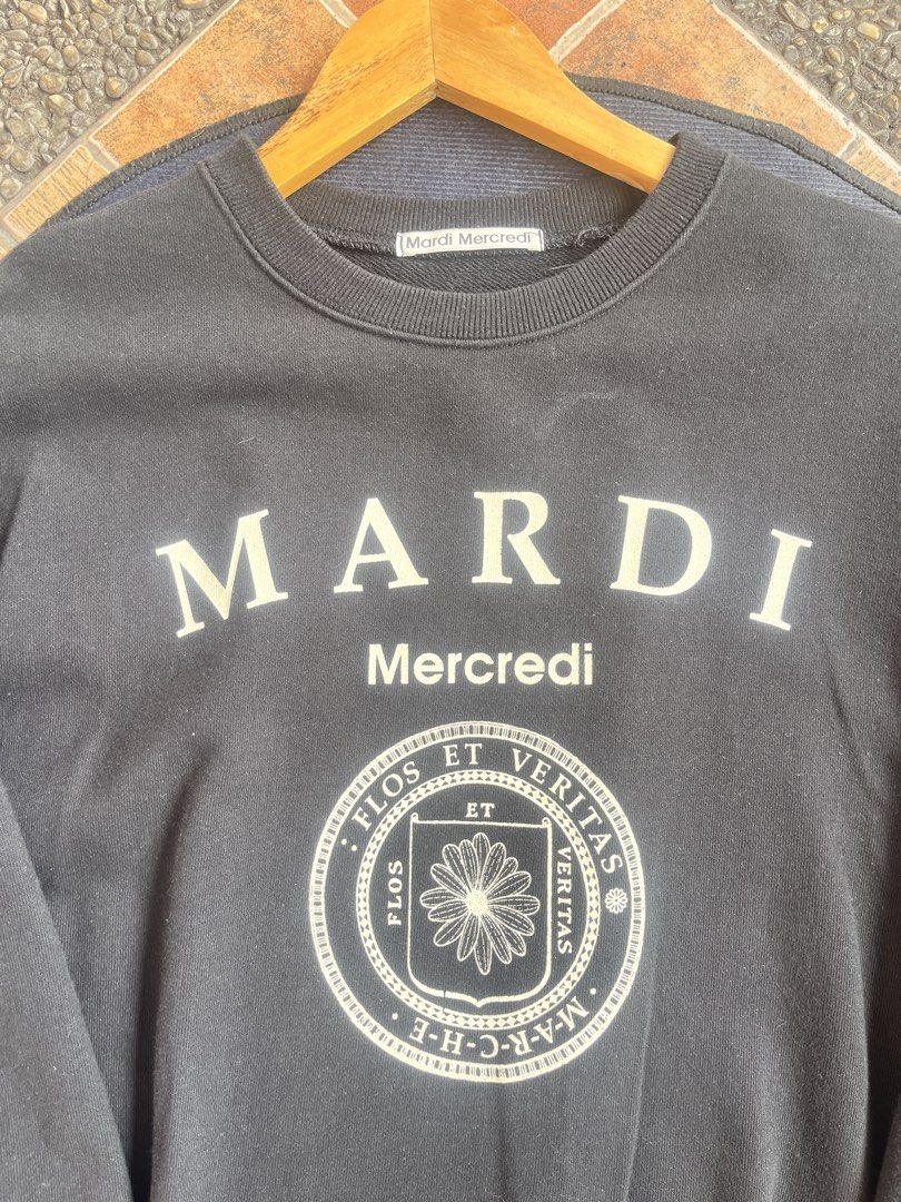 Mardi Mercredi (Category: Tshirts & Polo Shirts ) located in Davao. Submitted by vnxcentt (Listing ID 1465884030, Image 2). Description: Mardi Sweater 22 x 26 - Excellend Condition .