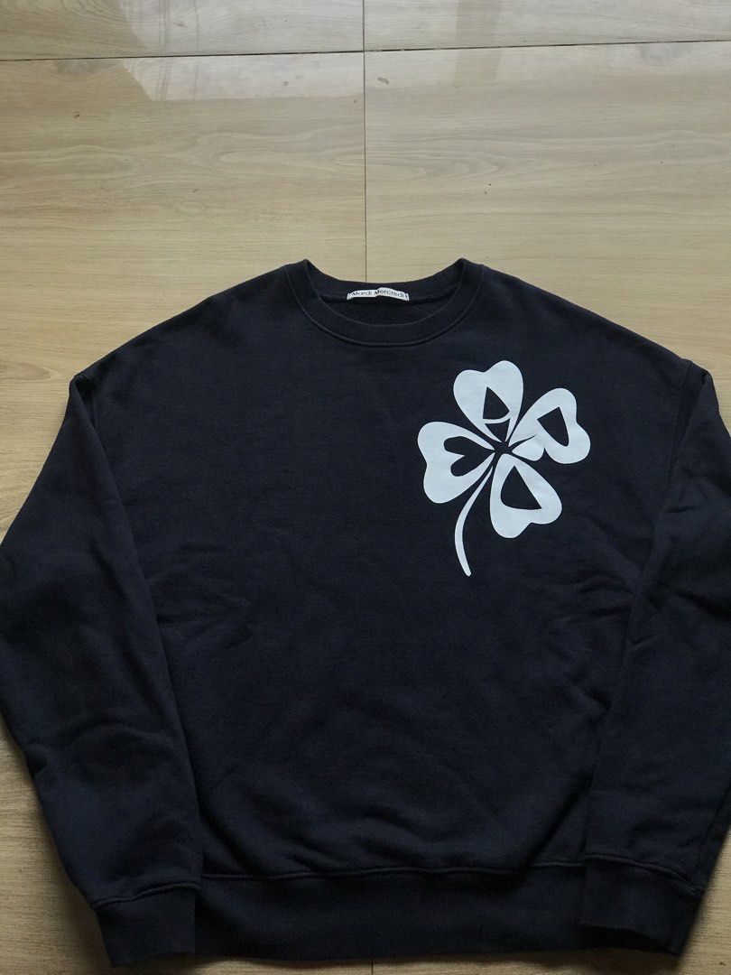 Mardi Mercredi Longsleeve (Category: Luxury Apparel) located in Bacolod City. Submitted by dave.tripthrift6100 (Listing ID 1465840174, Image 2). Description: 9/10 color rate Bigat at lamig ng tela 23.5 Width 25.5 Length Super tight ribbings and colar .