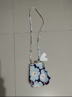 (Category: ) located in . Submitted by uniqlover (Listing ID 1465913669, Image 1). Description: .