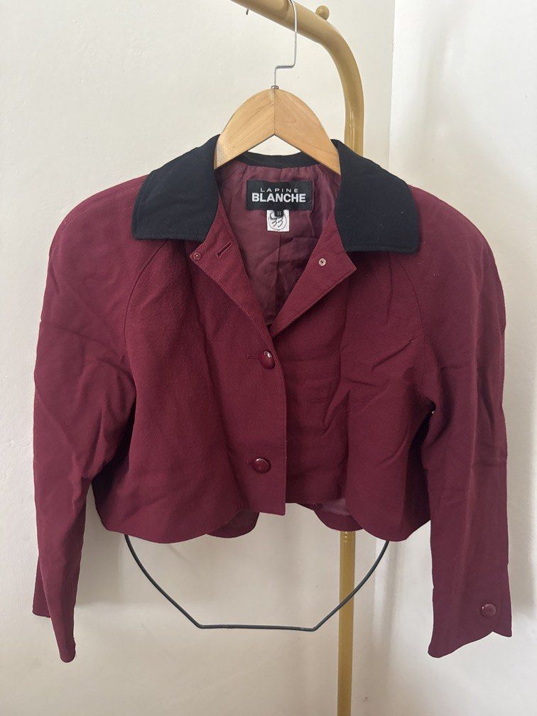 Maroon Cropped Blazer (Category: Coats, Jackets and Outerwear) located in Mexico. Submitted by studioleraph (Listing ID 1465812085, Image 1). Description: 🛍️ Perfect for your personal wardrobe 🫶 Please see actual measurements on last photo. 👗 The actual item being sold is the original garment shown in the product photos. Small differences in fit, drape, color, texture, or details may occur. 💌 Condition: • Preloved; Please wash the items befor