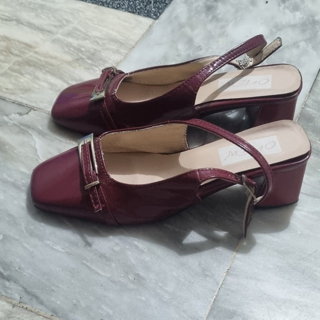 Maroon Square- Toe Block Heels / Slingback - Flawed/As-Is (Category: Heels) located in Las Pinas. Submitted by cozychic19 (Listing ID 1465924186, Image 2). Description: ⚠️ HONEST CONDITION & FLAWS (Please Read Before Buying): I firmly believe in transparent selling, so please review the flaws below and check the photos carefully before purchasing: • Insole Separation: The inner lining/soles are lifting and peeling up from the footbed on both shoe