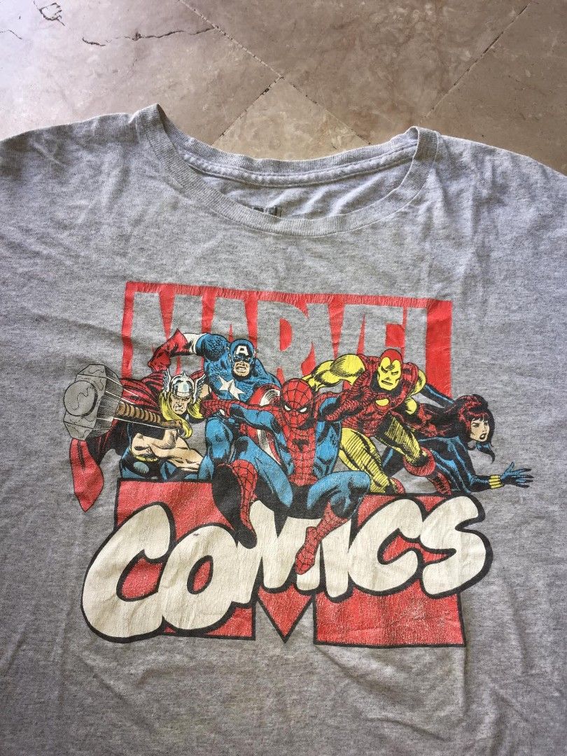 Marvel Comics Grey Tshirt Large (Category: Tshirts & Polo Shirts ) located in Naga. Submitted by bonethugz1822 (Listing ID 1465923530, Image 2). Description: Good condition Issue 1 pen hole nasa last pic Colorate 9/10 350+sf.