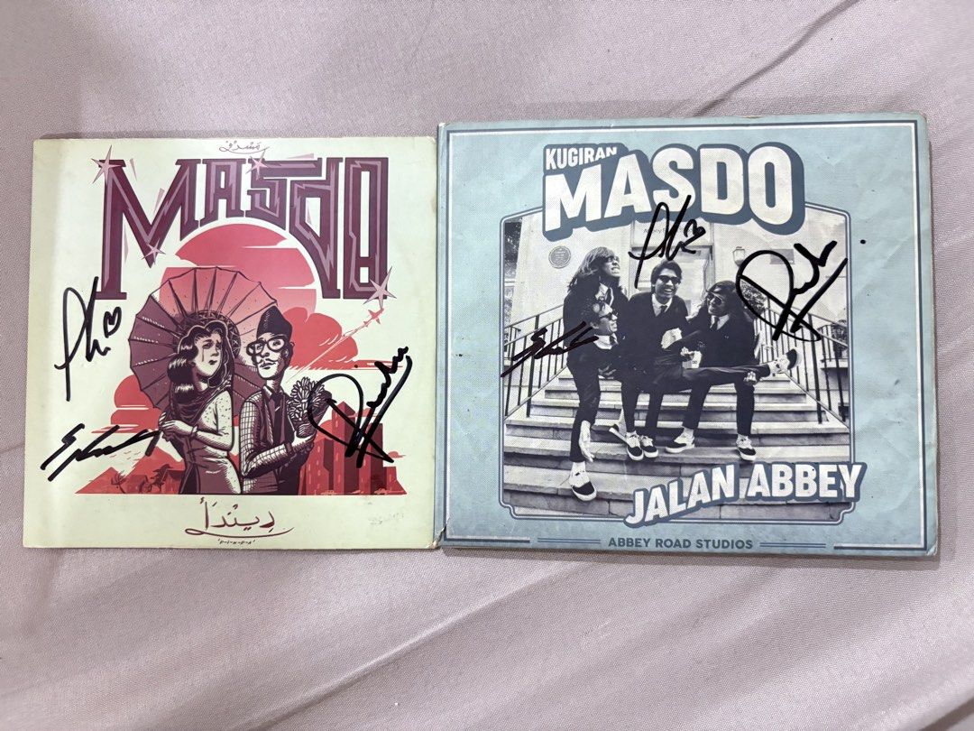 MASDO CD (SIGNED) (Category: CDs & DVDs) located in Johor Bahru. Submitted by mryrzl (Listing ID 1465832463, Image 1). Description: RM150 ( BOTH) COD JOHOR JAYA POSTAGE RM10.