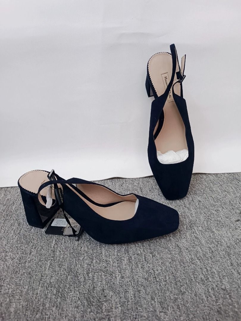 Massimo Dutti Black Sandals | MD-740007206413 (Category: Heels) located in Paranaque City. Submitted by silverphoenix.00302e (Listing ID 1465787920, Image 3). Description: Massimo Dutti Black Sandals. Upper: goat leather. Lining: sheep leather. Sole: recycled leather and plastic. Heel height: 6 cm. Condition: try-on marks on the outsole. Please review the photos for the exact condition. Reference: MD-740007206413..