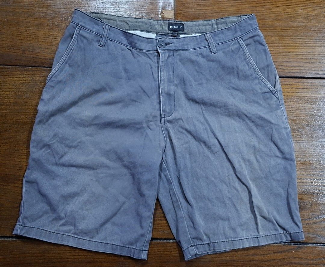 Matix Grey Casual Shorts (Category: Shorts) located in Manila. Submitted by declutrredgoods (Listing ID 1465938131, Image 2). Description: - Brand: Matix -Size: 33 - Color: Grey - Style: Casual everyday shorts - Closure: Front button with belt loops - Pockets: Two front pockets and one rear pocket with button flap - Details: Clean inner waistband lining and solid construction.