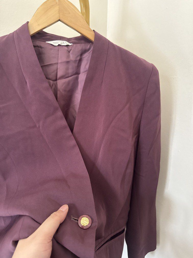 Mauve Purple Blazer (Category: Coats, Jackets and Outerwear) located in Mexico. Submitted by studioleraph (Listing ID 1465819692, Image 2). Description: 🛍️ Perfect for your personal wardrobe 🫶 Please see actual measurements on last photo. 👗 The actual item being sold is the original garment shown in the product photos. Small differences in fit, drape, color, texture, or details may occur. 💌 Condition: • Preloved; Please wash the items before 