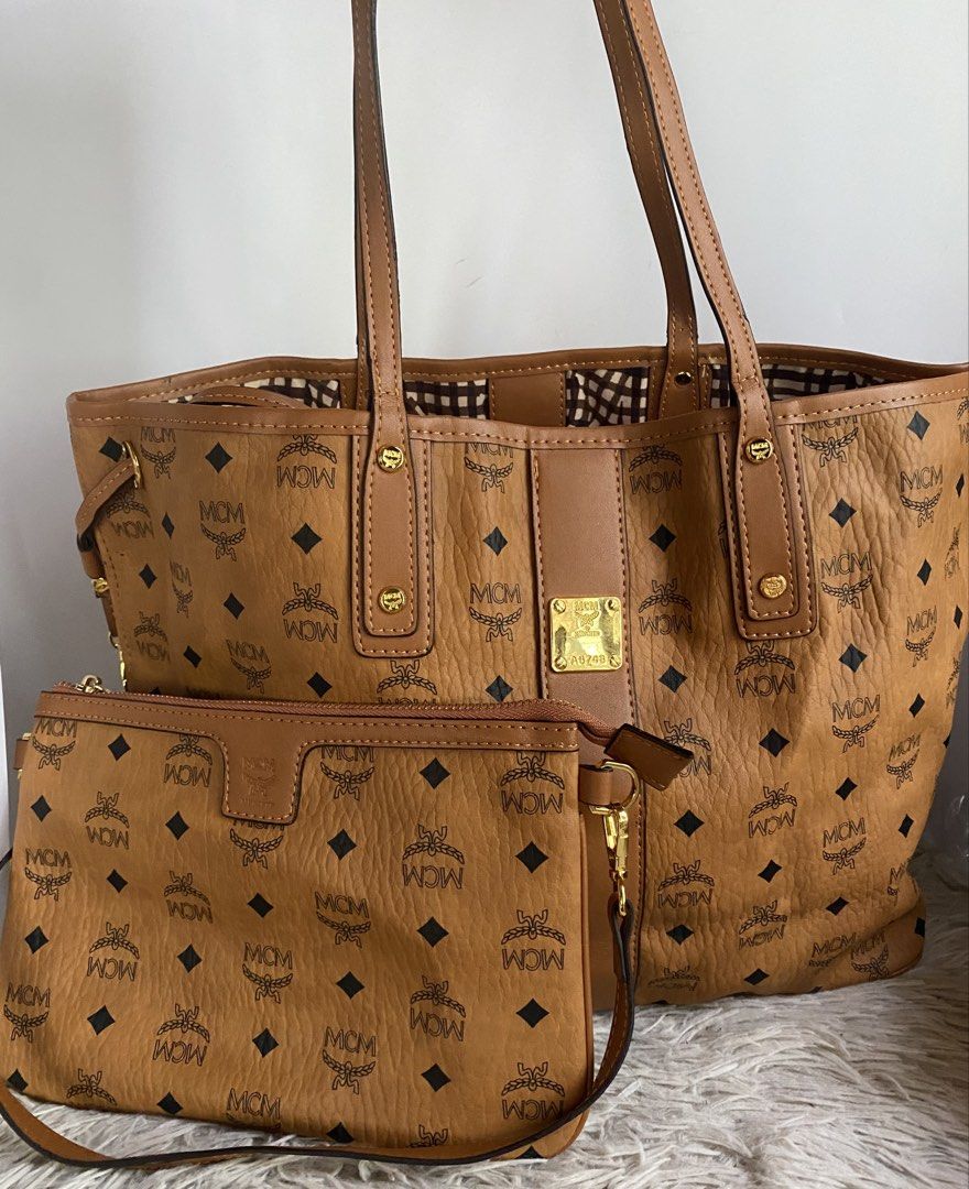 Mcm tote 2 in 1 (Category: Luxury Bags & Wallets) located in Cebu City. Submitted by benjielynv19087 (Listing ID 1465843451, Image 1). Description: Loc cebu Lbc cop available And also jnt.