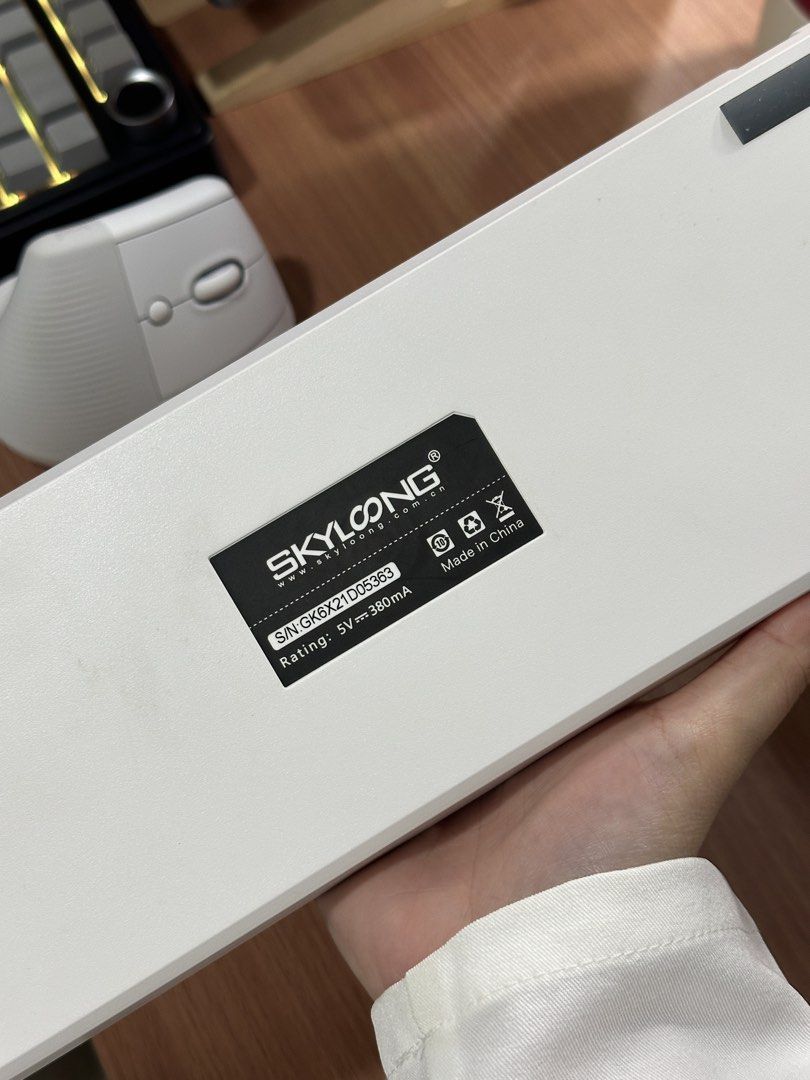 Mechanical Keyboard Skyloong s61 (Category: Computer Keyboard) located in Tanjay. Submitted by imaikorivera (Listing ID 1465949141, Image 2). Description: Skyloong SK61 Gateron Optical Red Switches No issues, all keys are working 60% layout Wired USB Optical hot-swappable switches White case with gray keycaps. Price Negotiable..