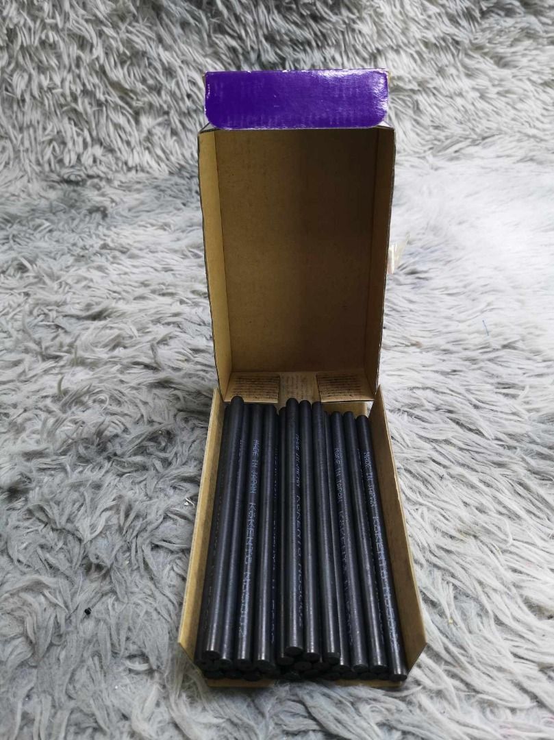 Medical Light Therapy Carbon Electrodes (Category: Looking For) located in Santa Cruz. Submitted by jmy_surplus.2 (Listing ID 1465903426, Image 2). Description: Size ; L - 6.4 W - 3.7 Color ; Black Type ; Medical Light Therapy Carbon Electrodes Brand ; No brand Material ; Carbon Style ; medical light therapy Carbon electrodes use In Carbon Arc light for therapy devices LG 113 JMY 5 Batch #224.