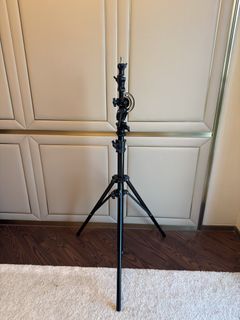 （分類：）位於 。 由 vahid4020128249 提交（商品編號 1465797566，圖片 1）。簡介： 。