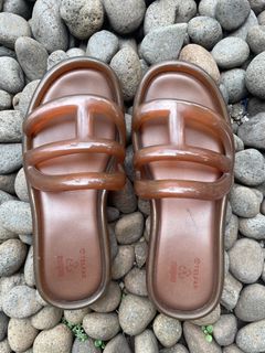 (Kategori: ) berada di . Dikirim oleh declutterbywen (ID iklan 1465817329, Gambar 1). Deskripsi: .