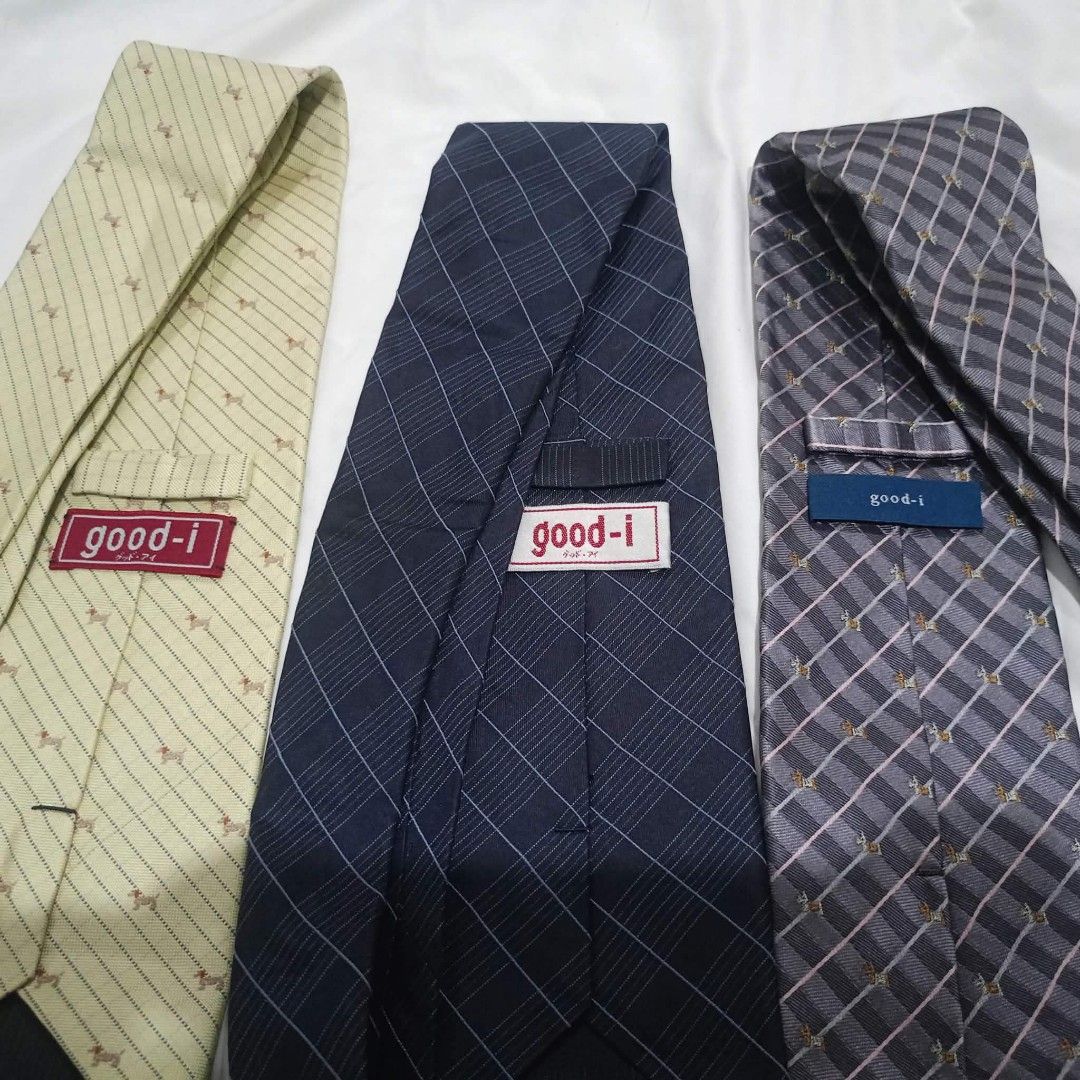 Men's Necktie Formal Office - Preloved (Category: Ties) located in Taguig. Submitted by thriftedfound_finds (Listing ID 1465803127, Image 2). Description: Men's Necktie Bundle 3pcs avail same brand - Take all 250👔 ✔️ Pang office / formal / wedding ✔️ Good condition, no damage ✔️ Japan surplus ukay ✔️ 3pcs set Colors: - Cream dog print stripe - Navy check - Gray pink stripe PM for more details and pics! May tag pa, send ko sa chat 😊 Taguig | Lal