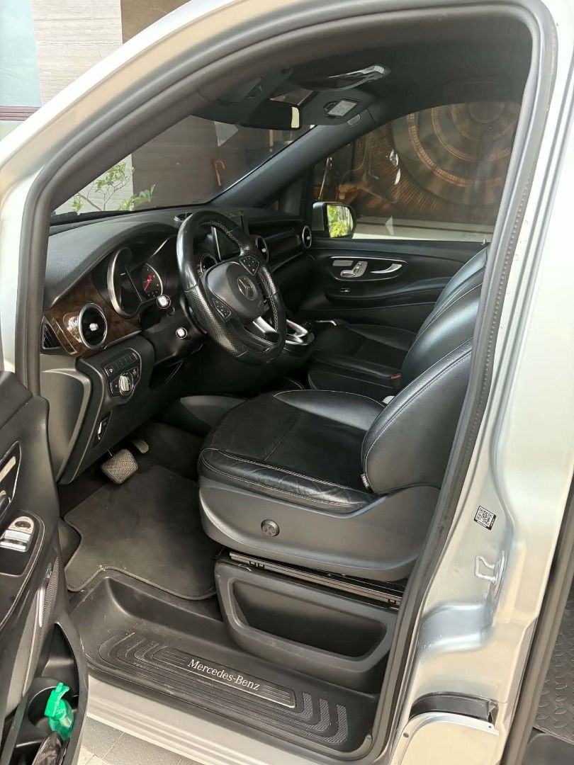 Mercedes-Benz V220d Auto (Category: Used Cars) located in Caloocan City. Submitted by bastisaur (Listing ID 1465938634, Image 2). Description: ‼️FOR SALE‼️ Model: Mercedes-Benz V220d Year: 2018 Mileage: 65,000 KM Engine: Diesel Transmission: Automatic Meet Up: Alabang Price: ₱1,200,000 NEGOTIABLE Reason for selling: Upgrading to a new vehicle. Message me for more details, photos, or to schedule a viewing.
