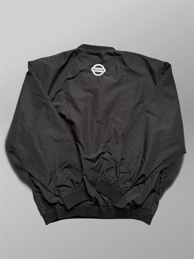 Merkur 2000s Nissan V-Neck Pullover (Category: Coats, Jackets and Outerwear) located in Baguio. Submitted by zojythriftph (Listing ID 1465925356, Image 2). Description: .