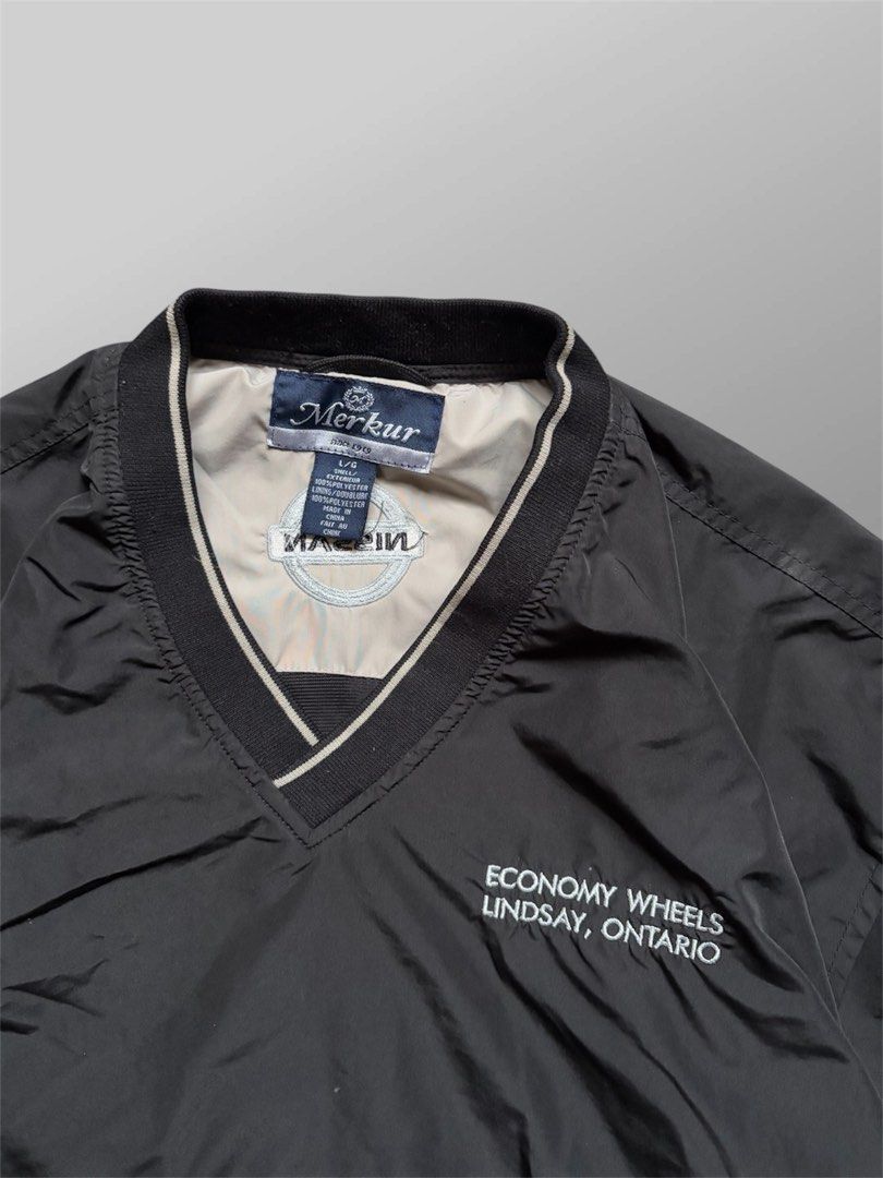 Merkur 2000s Nissan V-Neck Pullover (Category: Coats, Jackets and Outerwear) located in Baguio. Submitted by zojythriftph (Listing ID 1465925356, Image 3). Description: .