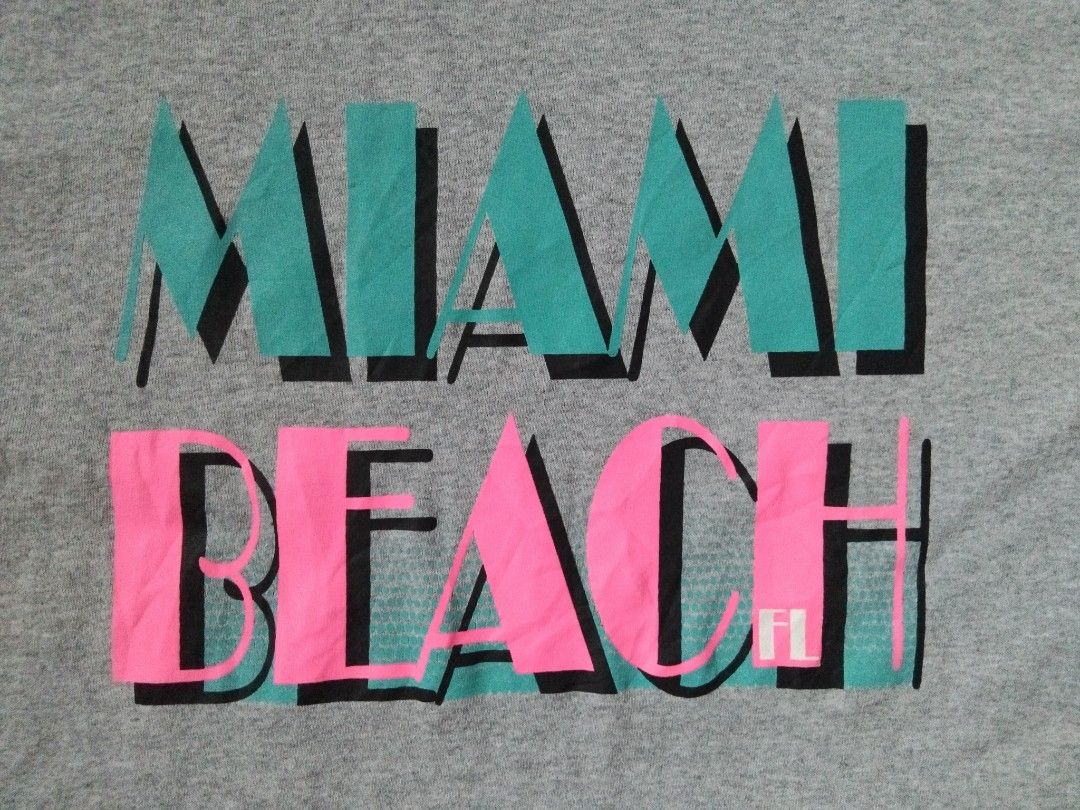 MIAMI BEACH SHIRT (Category: Tshirts & Polo Shirts ) located in Makati City. Submitted by KAMUSIKATAYO (Listing ID 1465795495, Image 3). Description: LARGE 21 x 29 VERY GOOD CONDITION.
