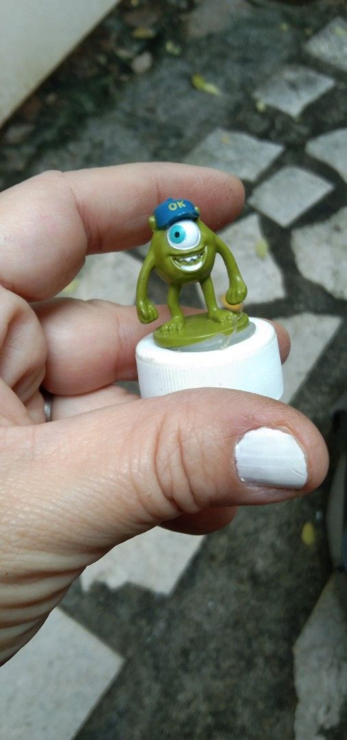 Mike figure on bottle cap (Category: Kids Toys) located in Quezon City. Submitted by eidorableshop (Listing ID 1465836339, Image 3). Description: .