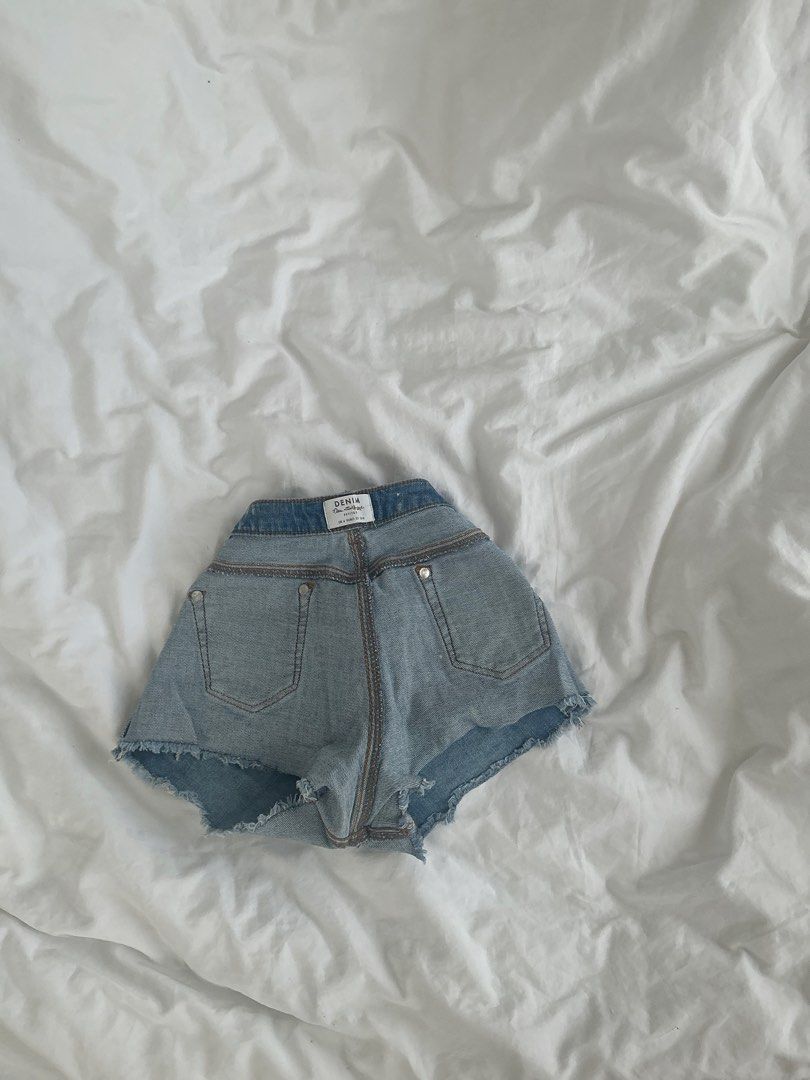 Patchwork Low Rise Denim Mini Shorts (Category: Shorts) located in Taguig. Submitted by babyspice888 (Listing ID 1465780342, Image 3). Description: Miss Selfridge Petite Denim Patchwork Shorts — Discontinued!!! Super cute Y2K-style denim shorts with embroidered rose, butterfly, heart & star patches + distressed/frayed hem. Brand: Miss Selfridge Petites Condition: Barely worn, good condition, no flaws Original Selling price = £30–£40 (₱2400-₱3200)
