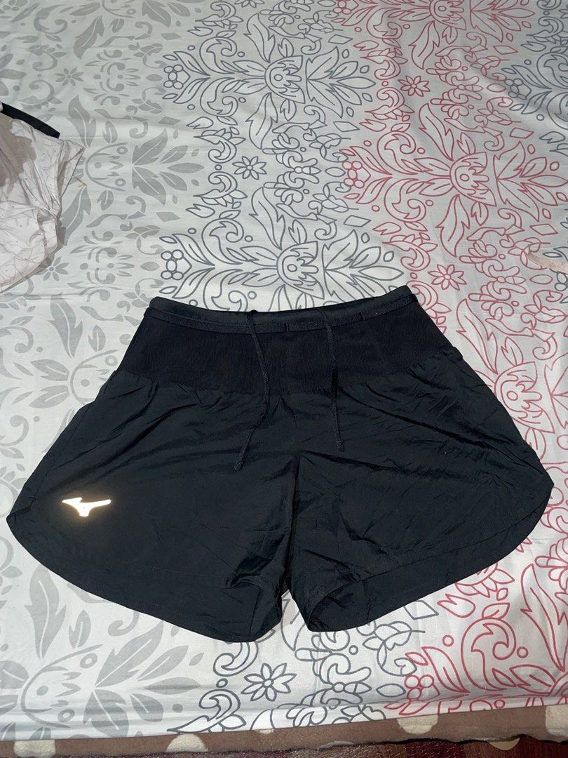 Mizuno Women’s Multi Pocket Short (Category: Activewear) located in New Bataan. Submitted by rebisa.404 (Listing ID 1465811617, Image 1). Description: Mizuno Women’s Multi Pocket Short. M on tag 26-28 waist 11 length No issue Need wash.