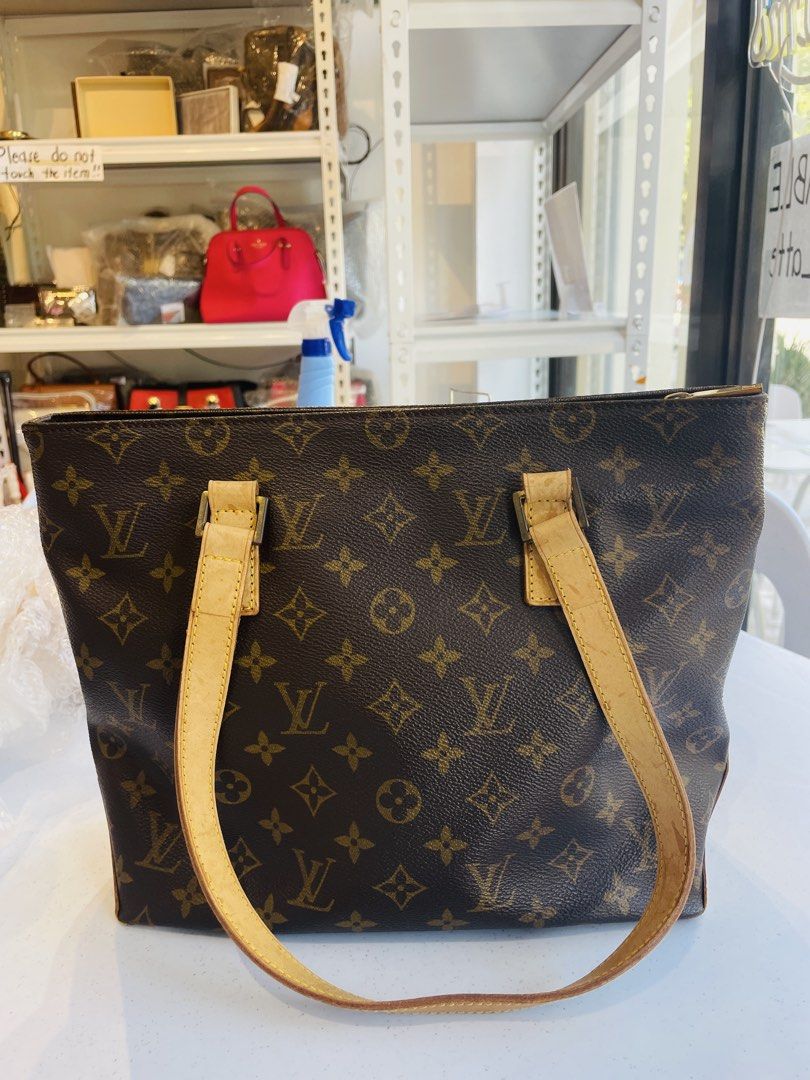 monogram cabas (Category: Luxury Bags & Wallets) located in Siquijor. Submitted by trashy84 (Listing ID 1465832492, Image 2). Description: .