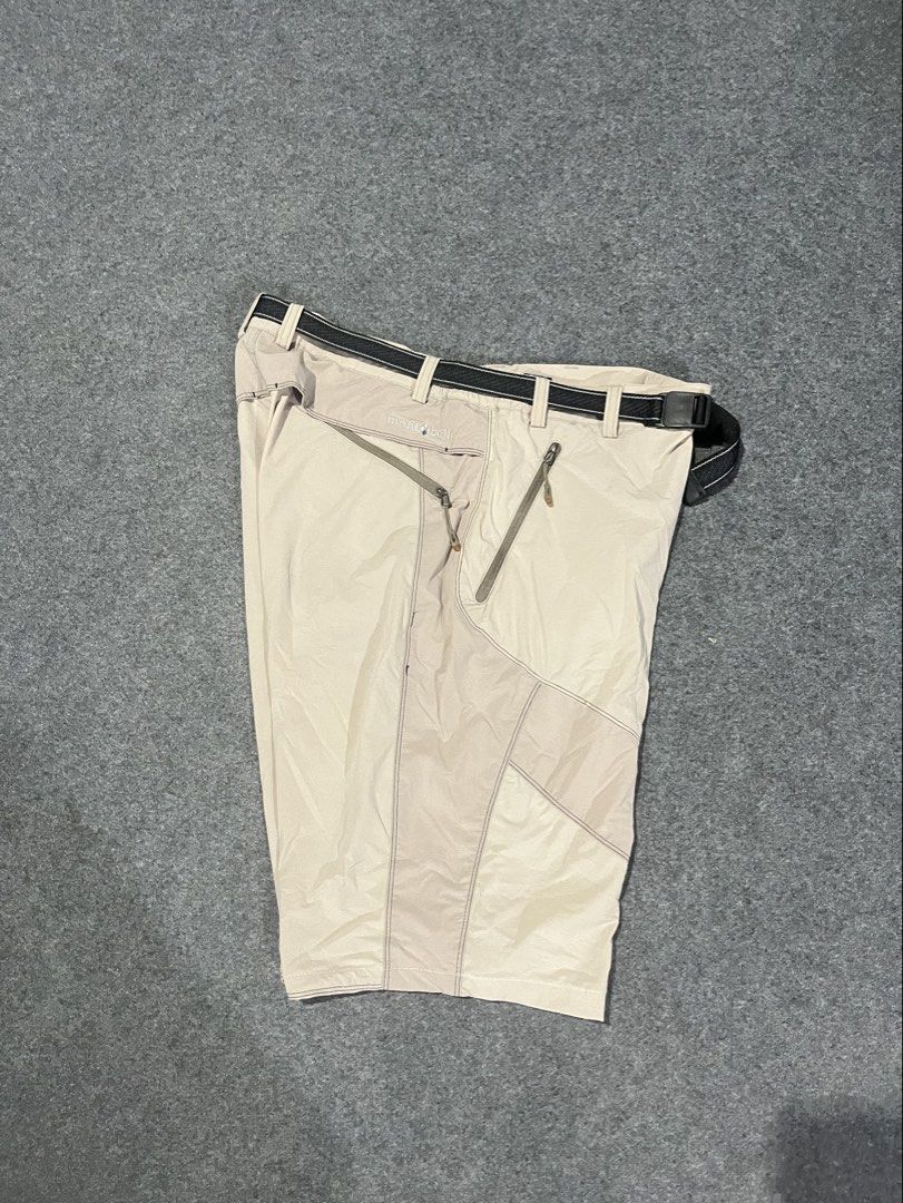 Montbell outdoor trek short (Category: Shorts) located in Lapu Lapu. Submitted by jhonrener41426 (Listing ID 1458367803, Image 1). Description: Size 32/34 Length-20.5 Leg opening-10 Asnew condition Color rate 9.8/10 Authentic Issue none .