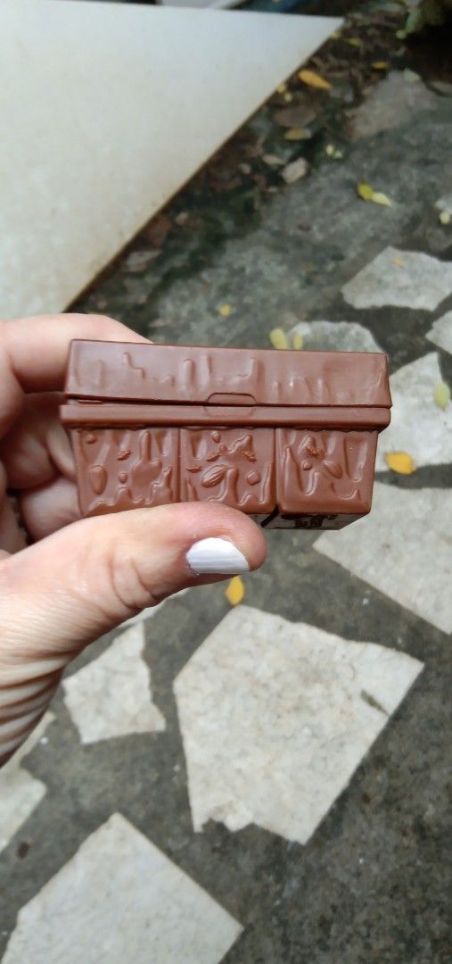 Moose Choco container (Category: Kids Toys) located in Quezon City. Submitted by eidorableshop (Listing ID 1465823335, Image 3). Description: .