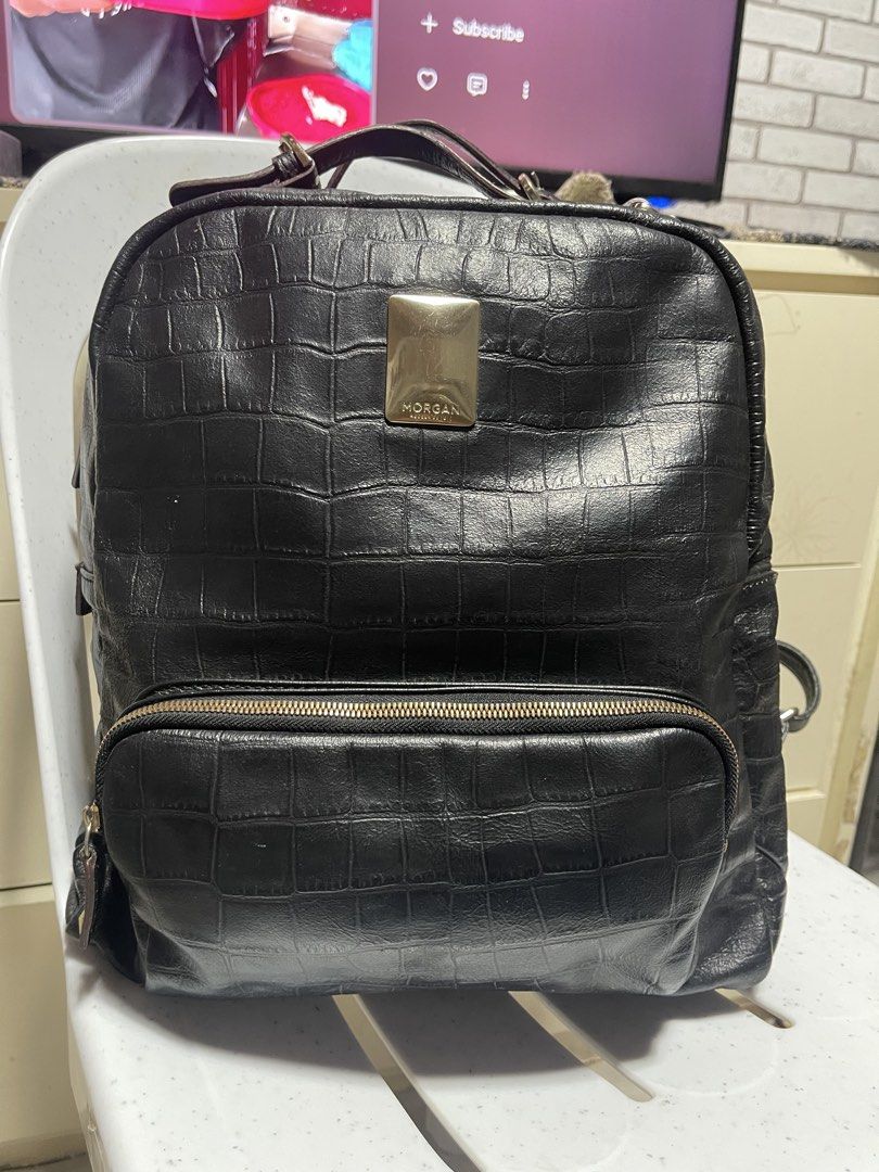 Morgan de Toi Black Croc Embossed Leather Studded Backpack (Category: Backpacks) located in Cagayan de Oro. Submitted by rayuki39 (Listing ID 1465873786, Image 1). Description: .