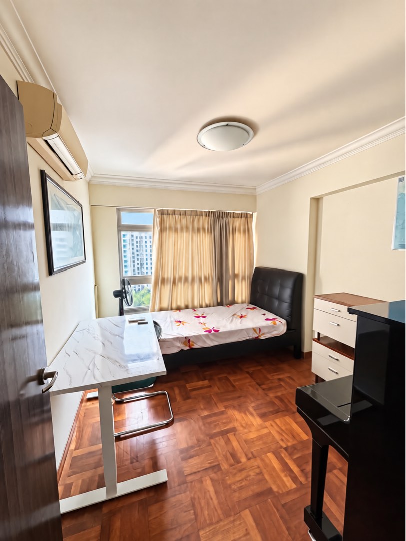 (Category: ) located in . Submitted by sarahomes.sg (Listing ID 1465871183, Image 1). Description: .