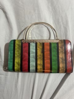 (Category: ) located in . Submitted by pettycloset (Listing ID 1465880045, Image 1). Description: .