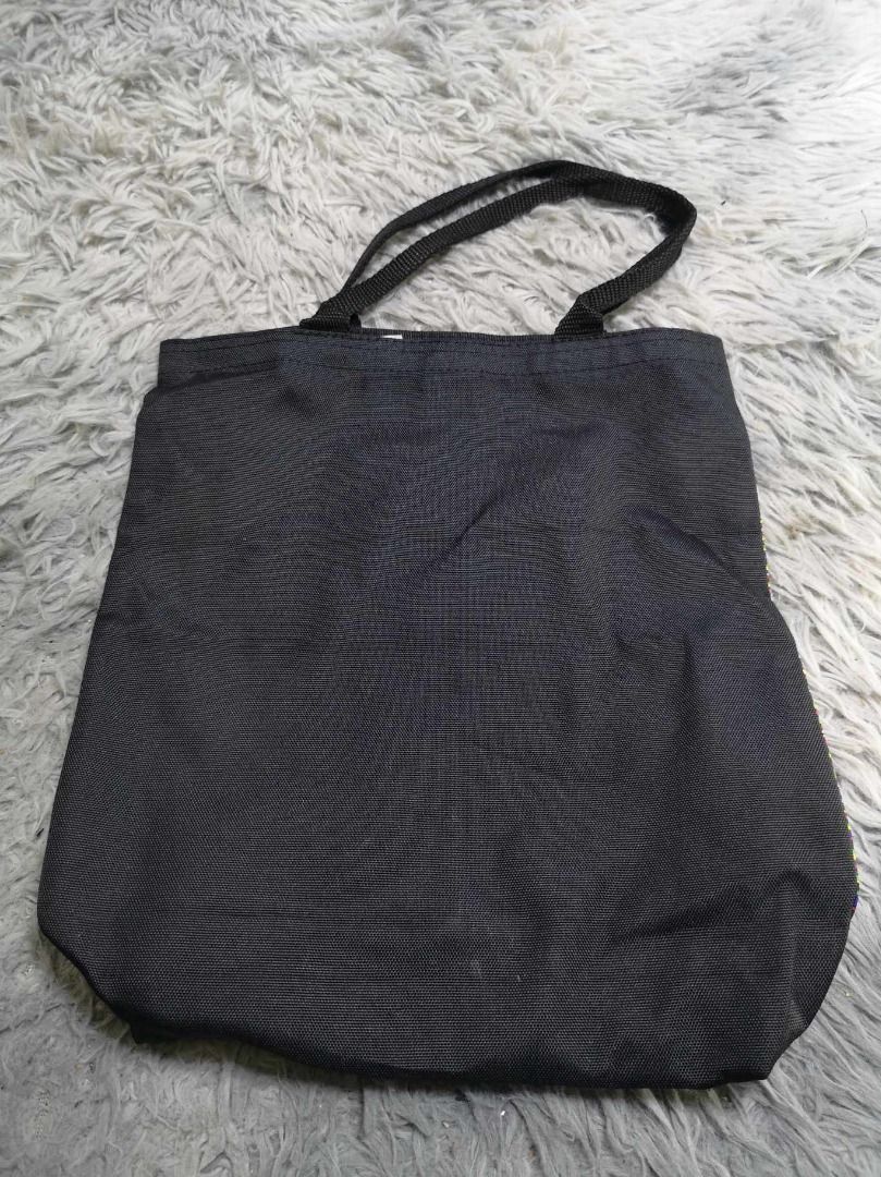 Multicolored Horizontal Stripe Tote Bag (Category: Tote Bags) located in Santa Cruz. Submitted by jmy_surplus.2 (Listing ID 1465881446, Image 2). Description: Size ; L - 13 W - 12 Color ; Colorful Type ; Tote Bag Brand ; No brand Material ; nylon Style ; Lightweight Multicolor Tote bag LR 129 JMY 5 Batch #224.