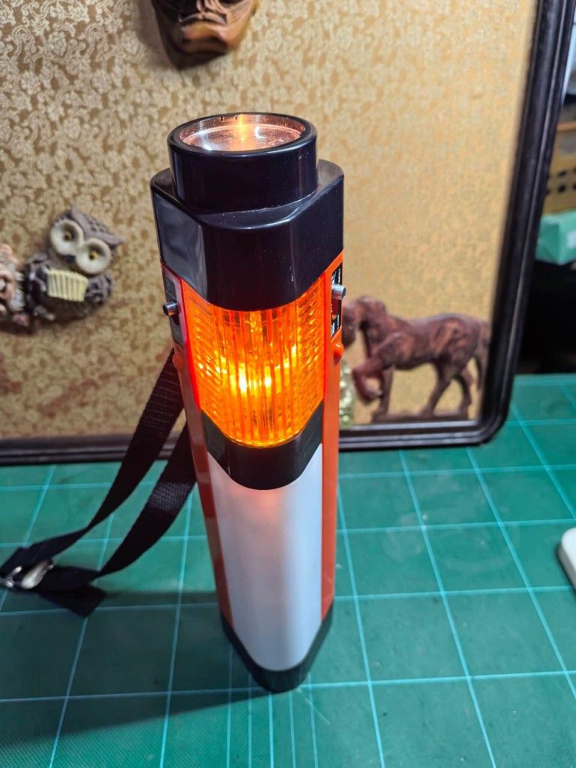 Multipurpose Lamp Light Blinker Spotlight Lamplight (Category: Lighting) located in Cebu City. Submitted by dudes_villanueva (Listing ID 1465793104, Image 1). Description: Multipurpose Lamp Light Blinker Spotlight Lamplight In good working condition Runs on 6 pcs C battery (not included for demo only).