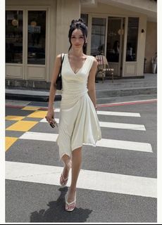 (Category: ) located in . Submitted by crazeinclothes (Listing ID 1465850487, Image 1). Description: .