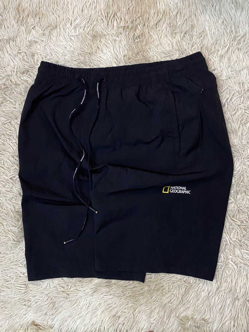 National Geographic (Category: Shorts) located in Aurora. Submitted by clarkmelvinthrift21 (Listing ID 1465872853, Image 1). Description: Wts‼️ Name: National Geographic 📌Size: Large 📌Dimensions: 30-34x19 📌Condition: Excellent 📌Issue/Flaws: none 📌Color rate: 9.5 449 Location: Zamboanga del Sur, Mindanao.