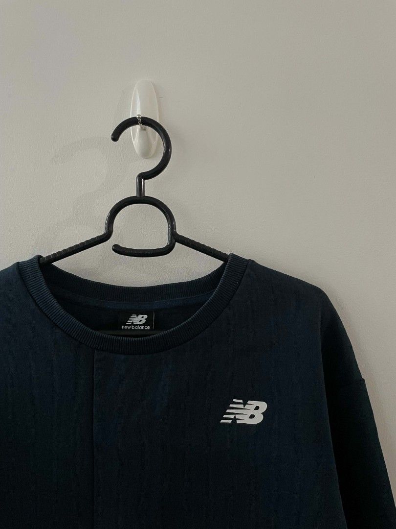 New Balance Dark Blue Sweater (Category: Coats, Jackets and Outerwear) located in Quezon City. Submitted by mariaplusmoshi (Listing ID 1465760408, Image 3). Description: deets alr posted 📍Ever, Commonwealth, Q.C MOP: Gcash Lalamove/J&T.
