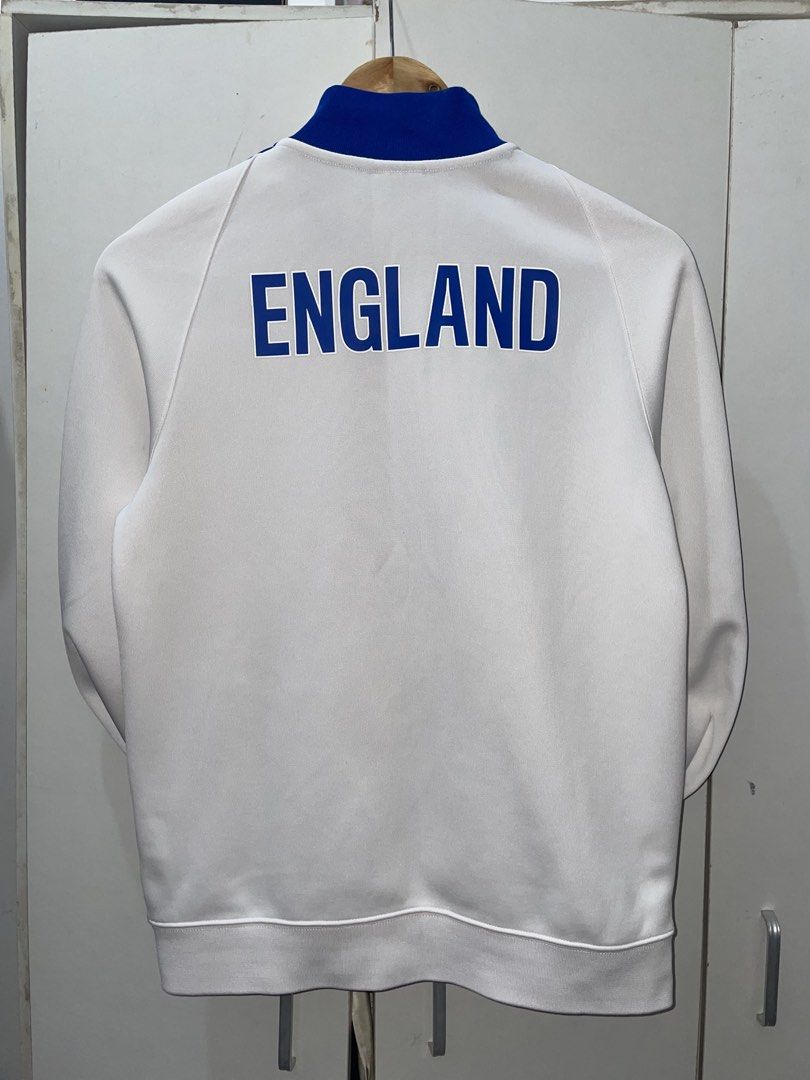 Nike 2014-2015 England Sideline Track Jacket Vintage (Category: Coats, Jackets and Outerwear) located in Caloocan City. Submitted by lawrcity (Listing ID 1465875673, Image 3). Description: Nike 2014-2015 England Sideline Track Jacket, Blue, Limited Edition, Medium size, Good condition, No stains, Negotiable.
