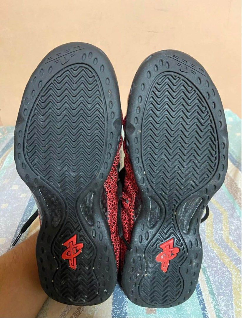 Nike Air Foamposite (Cracked Lava) (Category: Sneakers) located in Baguio. Submitted by jan_flores (Listing ID 1465948249, Image 3). Description: - Nike Air Foamposite (Cracked Lava) - Almost brand new condition only used twice not my style - Sz 9 - Original - Nego dm me.