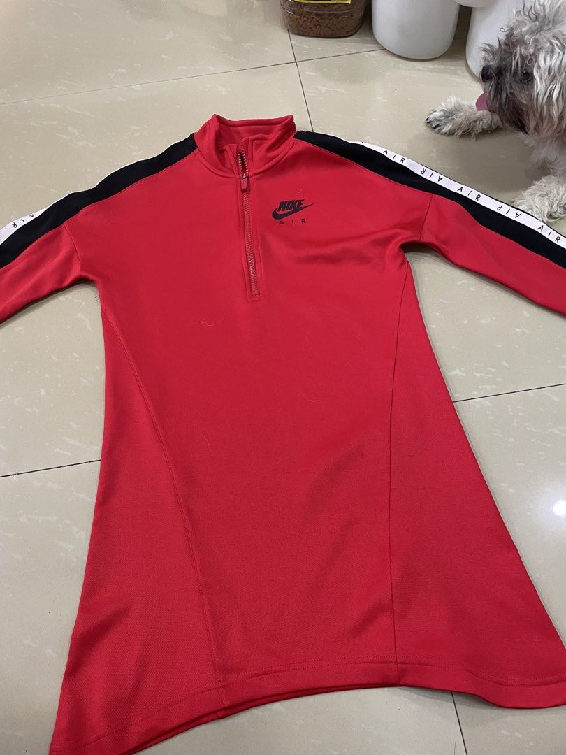 Nike air jersey dress (Category: Activewear) located in Rizal. Submitted by allenrion (Listing ID 1465789217, Image 1). Description: Preloved nike air girls half zip jersey dress Size: small,29 inches length Price: 430 pesos Disclaimer: No brand affiliation. All items are thrifted and pre-owned. All trademarks, logos, and copyrights belong to their respective owners..