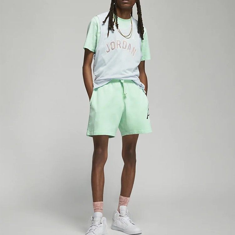 Nike Air Jordan Solid Color Knit Shorts (Category: Shorts) located in Quezon City. Submitted by y3thriftshop (Listing ID 1465948026, Image 2). Description: Tag: Nike Air Jordan Solid Color Knit Shorts Color : Green Size : M on Tag Dimension : 33-36x16.5 Leg Opening : 13 Condition : Good Color Rate : 9/10 Price : P499.00 Issue : Sign of usage RFS : Buy and Sell Additional Information : - Draw String still intact - 2 Side Pockets Please read: - Col