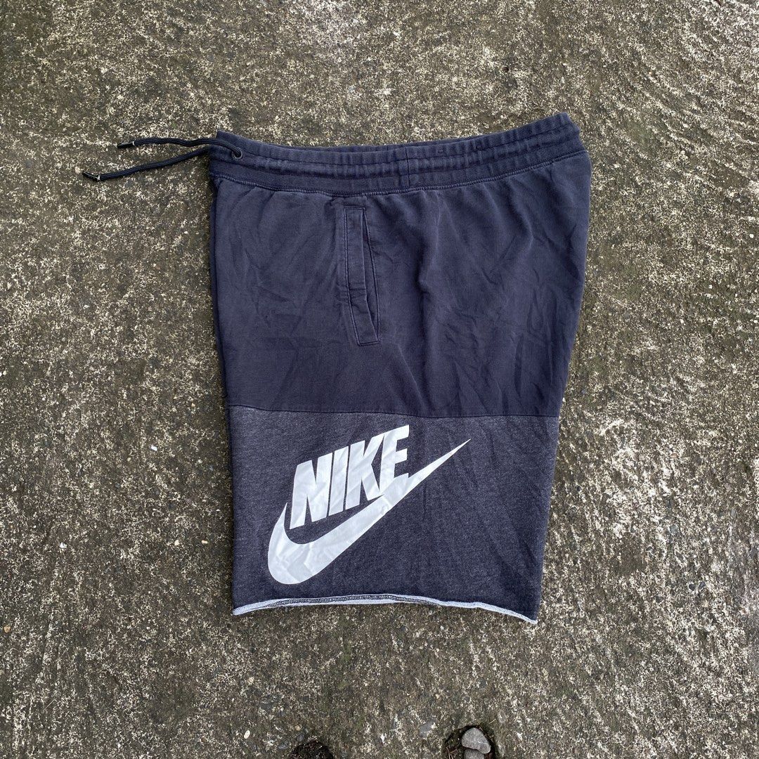 Nike Alumni (Category: Shorts) located in Isabela. Submitted by islandsrelics (Listing ID 1465875394, Image 3). Description: .