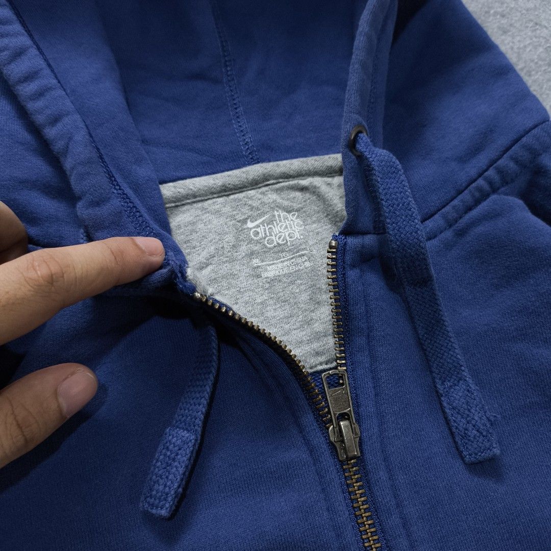 Nike Athletic Dept. Zip Up Hoodie (Category: Hoodies) located in Manila. Submitted by shykes_26 (Listing ID 1465760539, Image 3). Description: Dimensions Width - 22 Length - 25.5 Size on tag - XL (large fittings) Issues - None.
