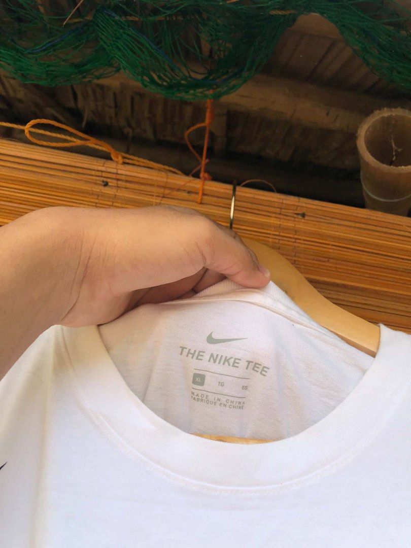 Nike big swoosh (Category: Tshirts & Polo Shirts ) located in Sipalay. Submitted by johnlevifl12973 (Listing ID 1465844191, Image 2). Description: Nike big swoosh tee Size XL men’s 23x29 Like new condition 9.5/10 Color rate No flaws .