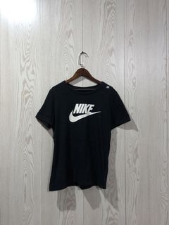 (Category: ) located in . Submitted by ryns_thrifting (Listing ID 1465896042, Image 1). Description: .