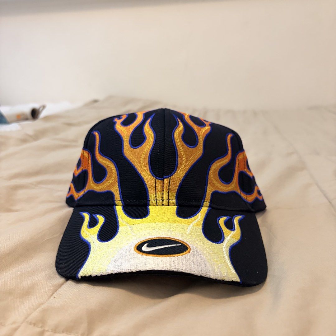 Nike Club Structured OG Flame Cap - Black/Orange/Red/Blue (Category: Caps & Hats) located in San Jose. Submitted by porkjowls (Listing ID 1465928698, Image 2). Description: Brand new Authenticity not guaranteed No issue.